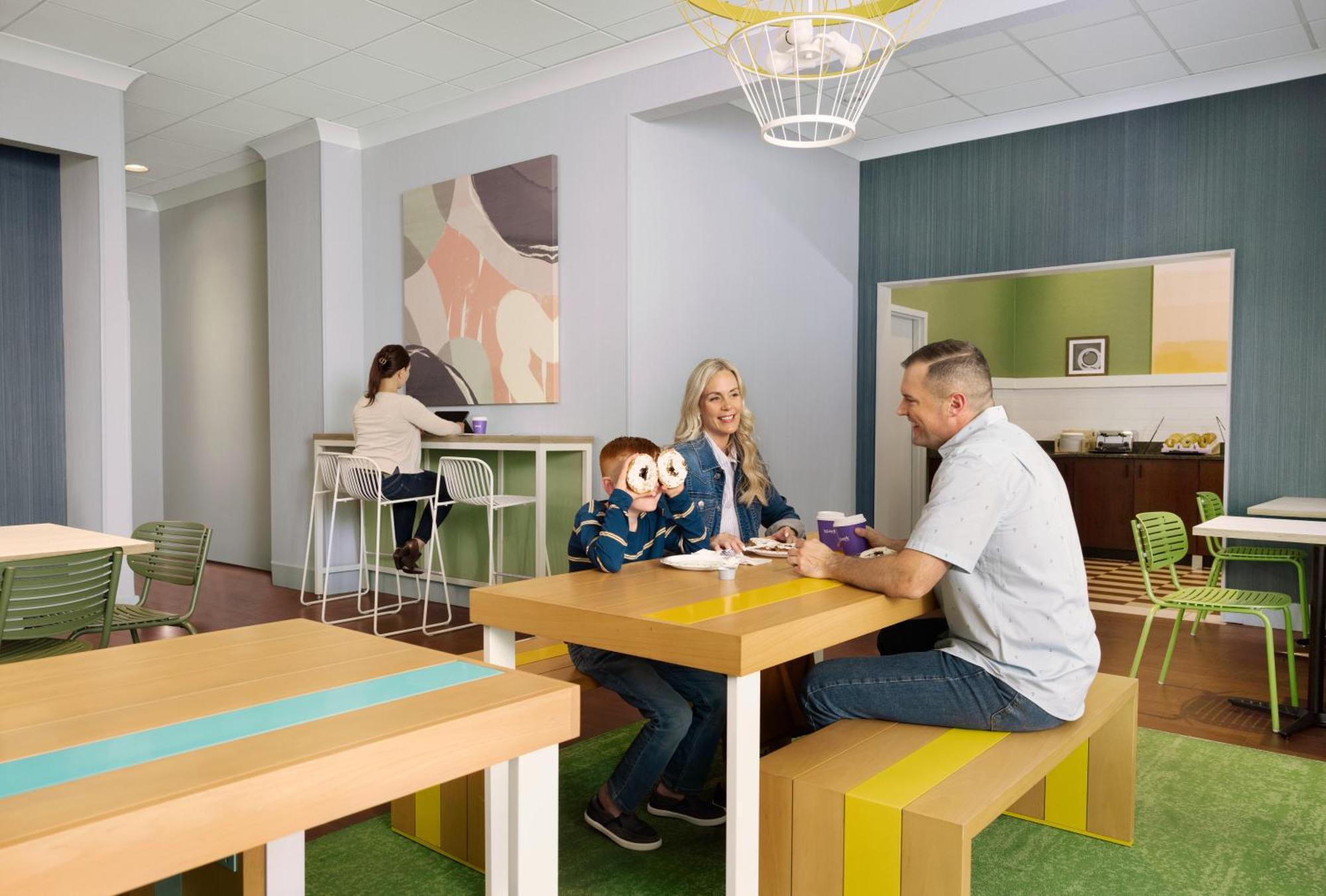 Spark By Hilton Branson Meadows Luaran gambar