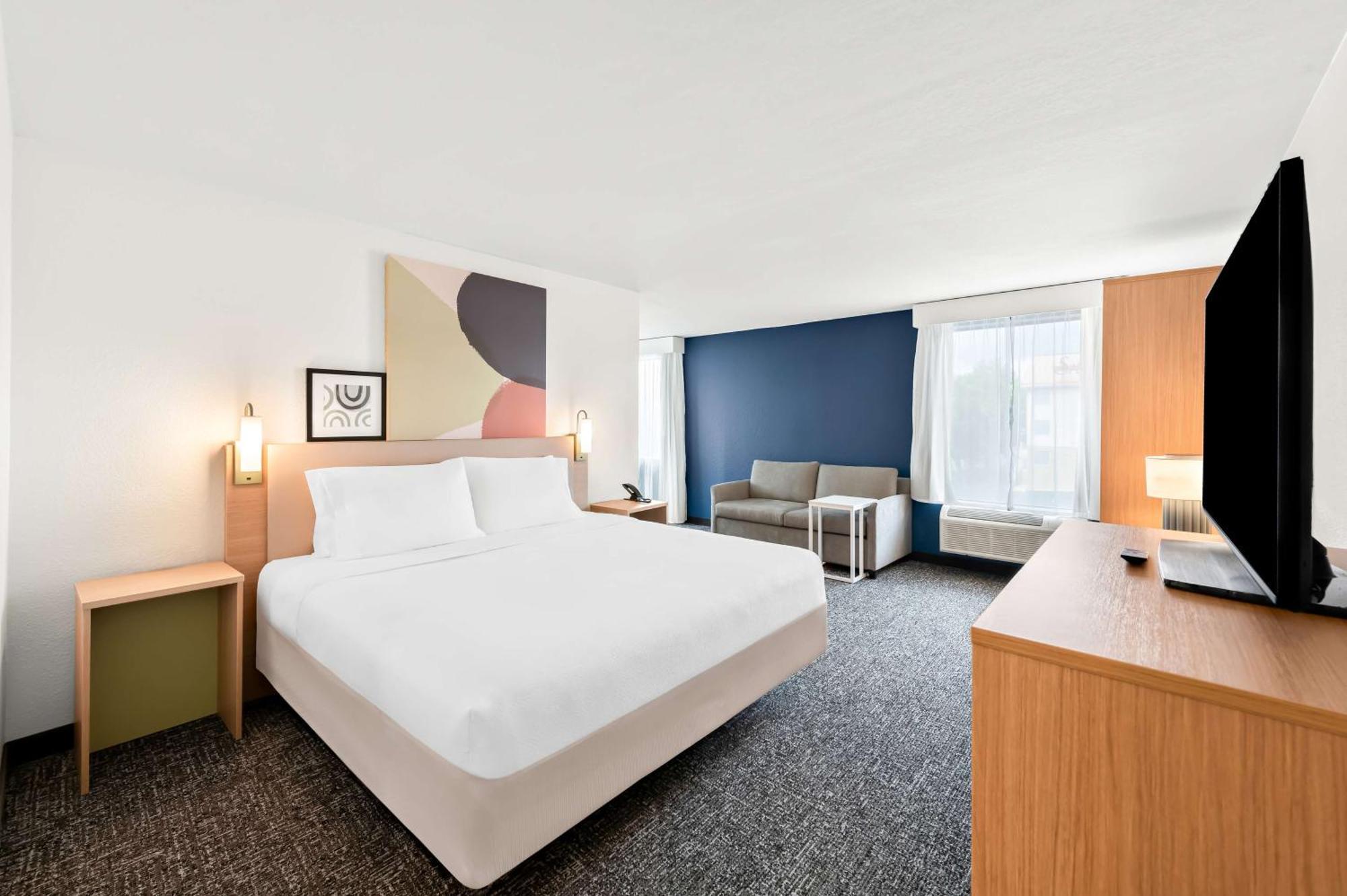 Spark By Hilton Branson Meadows Luaran gambar