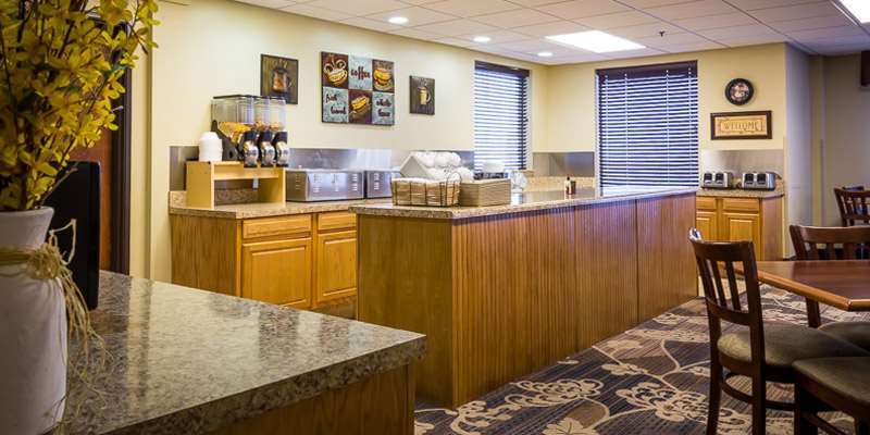 Spark By Hilton Branson Meadows Restoran gambar
